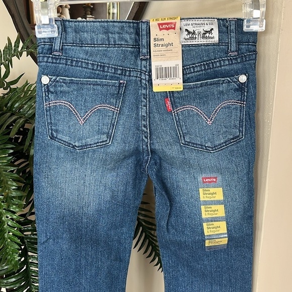 Brand New Levi’s Slim Straight Adjustable Waistband Stretch Pink Heart Jeans - Picture 8 of 13